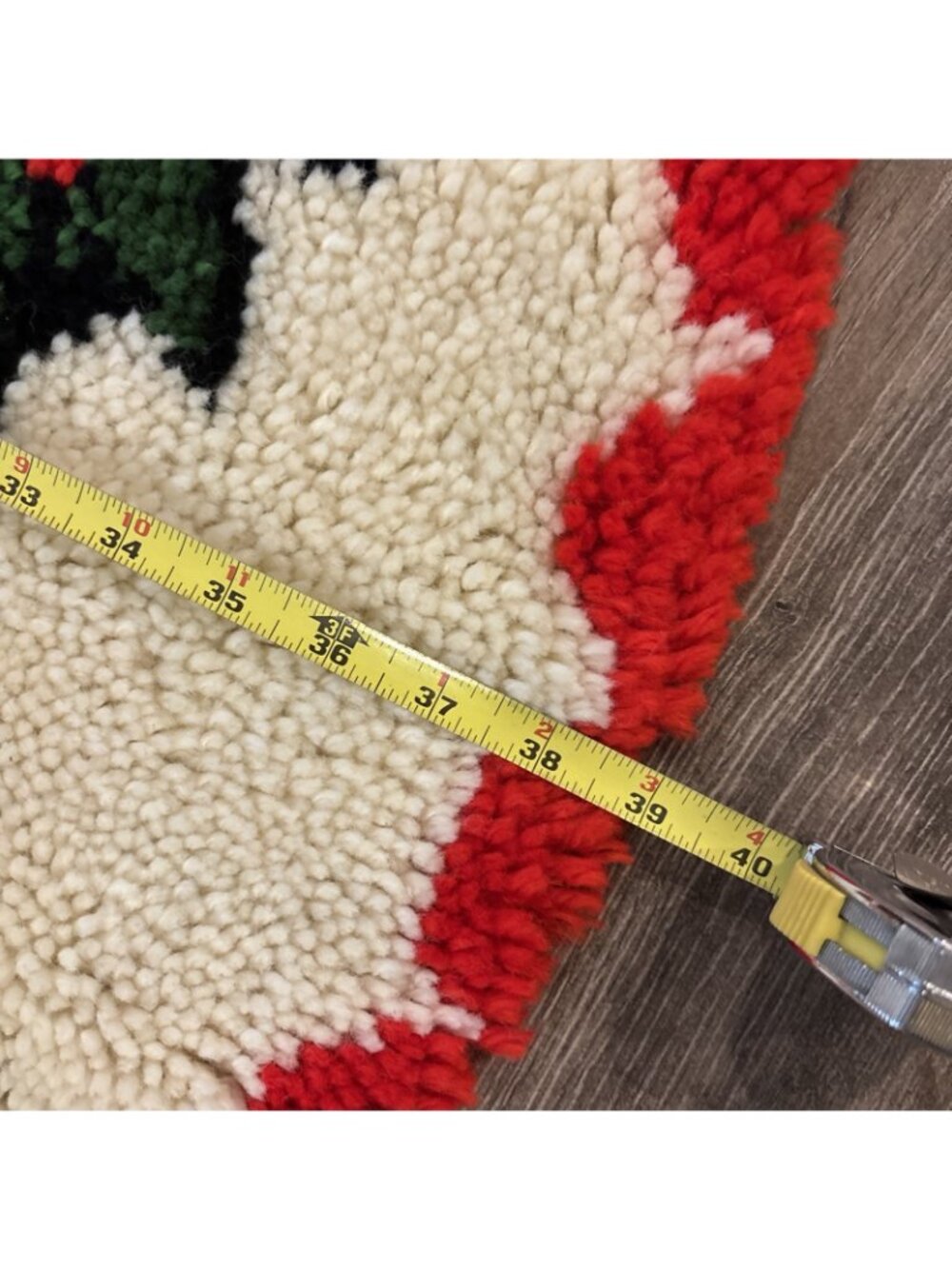 Finished Bucilla Latch Hook Hooked Tree Skirt Rug Poinsettia Christmas 39"W 1970 - Picture 4 of 4